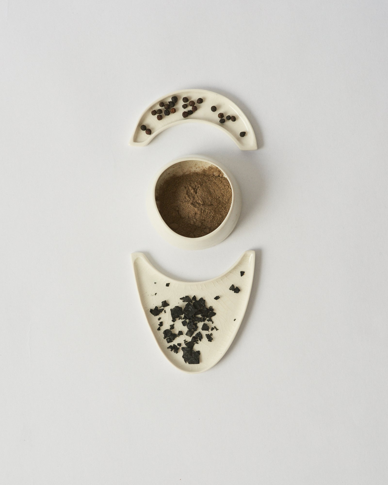 crescent moon plates + evening vessel (set) – ARC objects