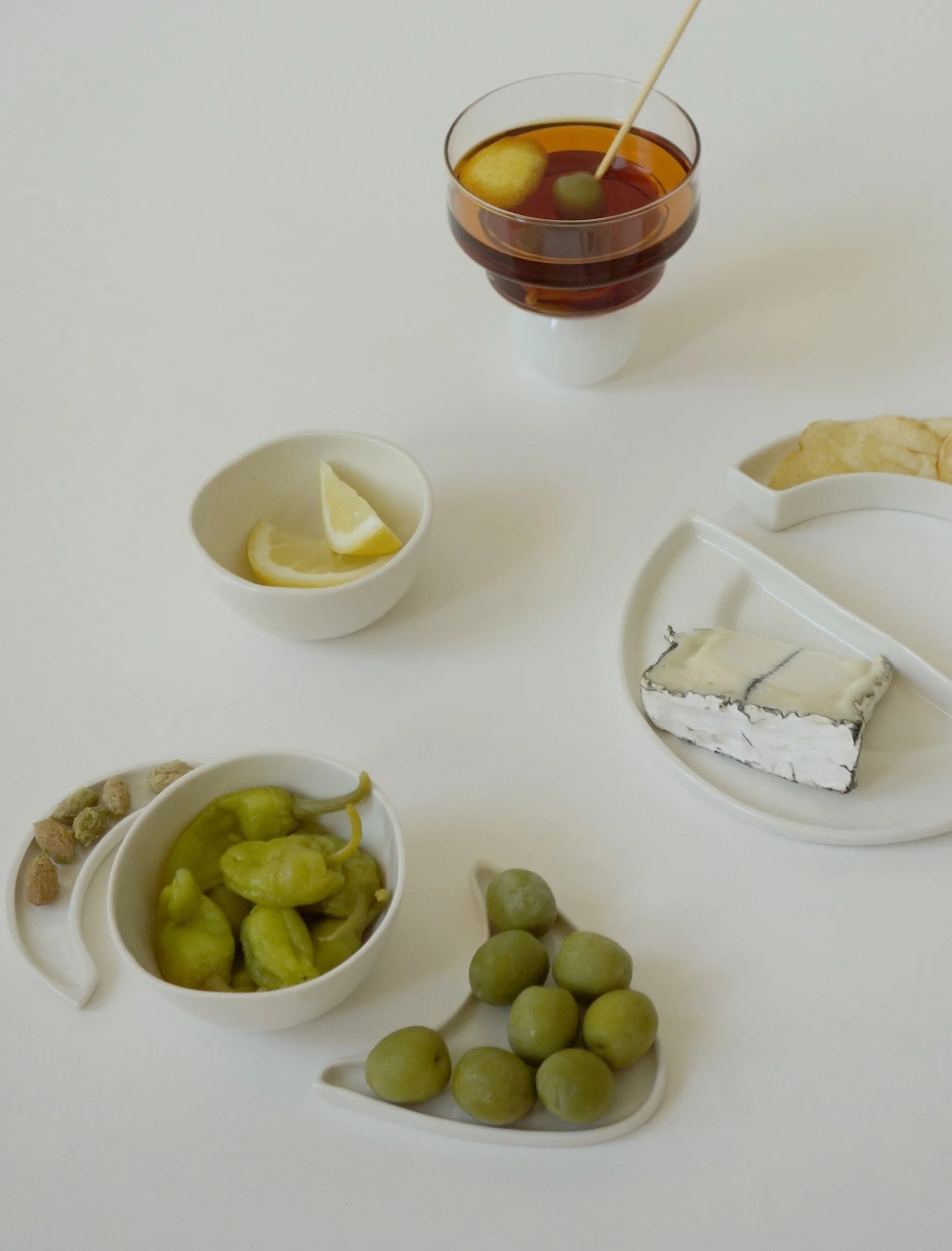 crescent moon plates + bowl (set)