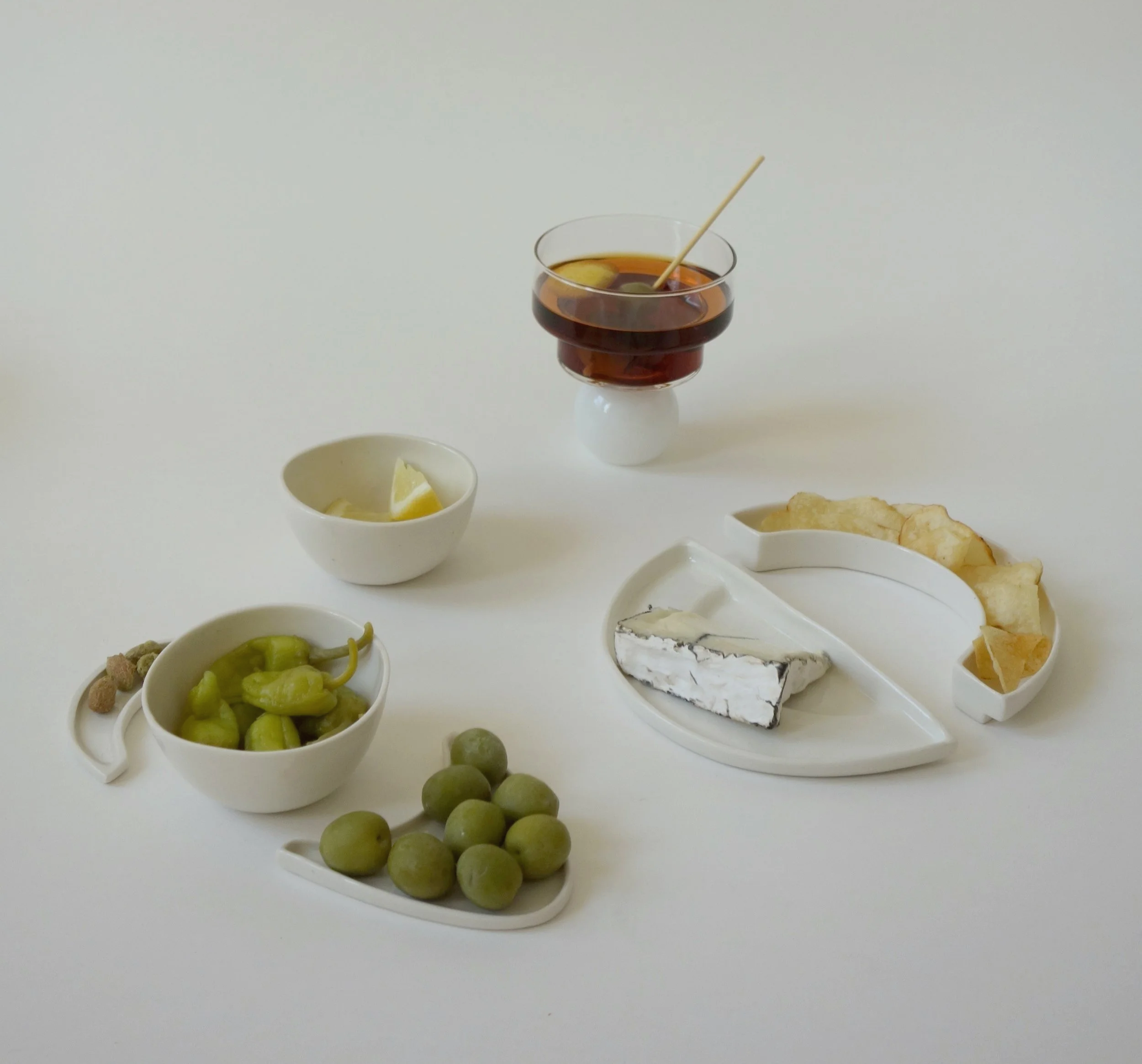 crescent moon plates + bowl (set)