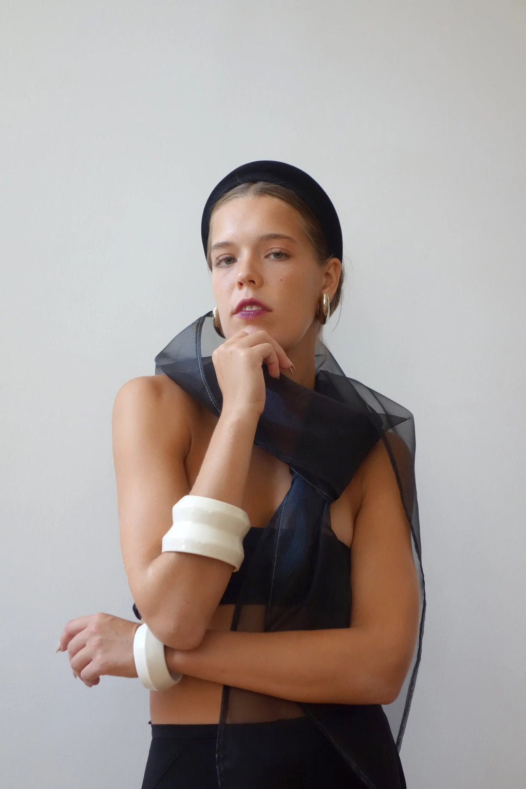 invisible encore scarf/hood