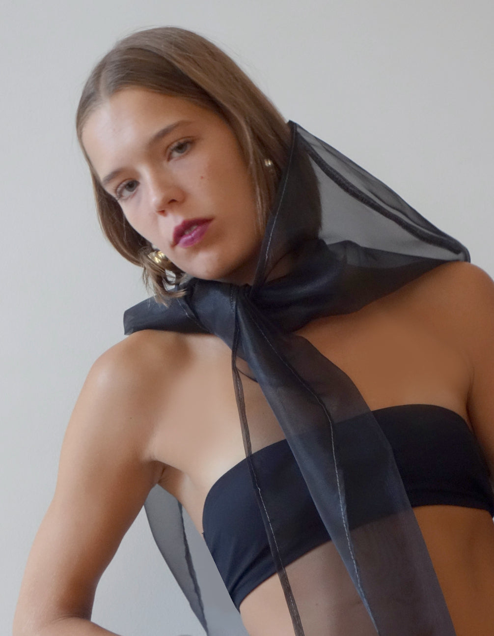 invisible encore scarf/hood