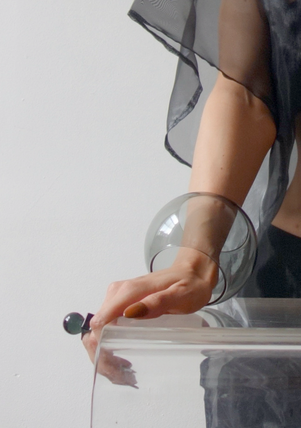 exclamation bangle (glass)